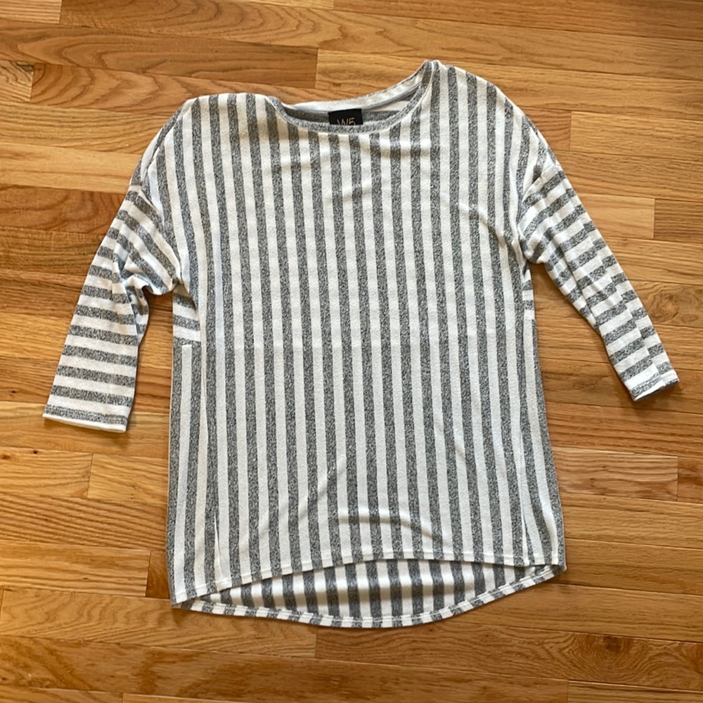 W5 grey and white striped sweater